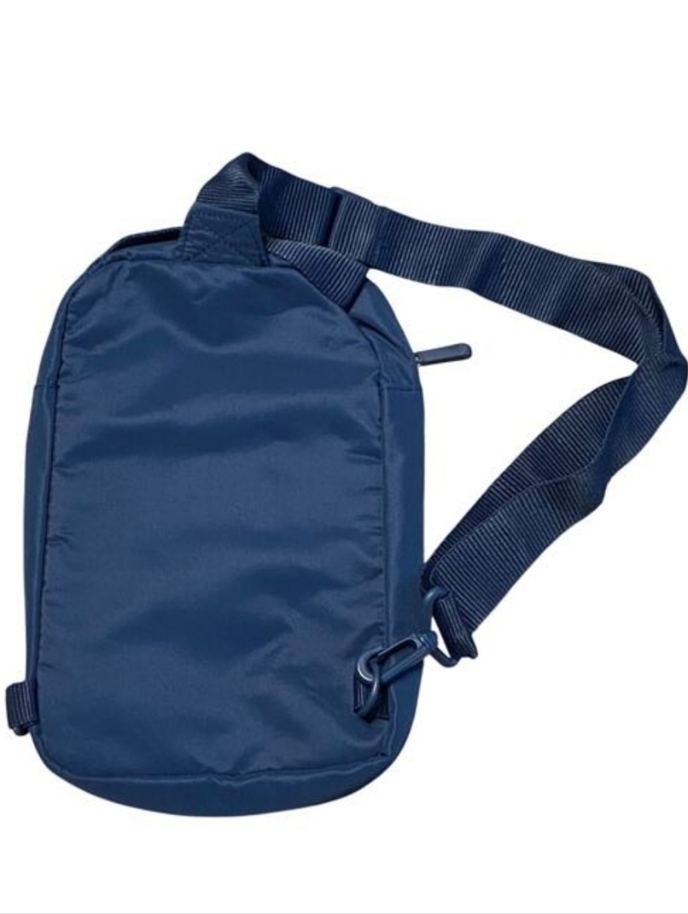 New Disney Vacation Club DVC Member Crossbody Bag 2026 Navy Blue - Picture 3 of 3